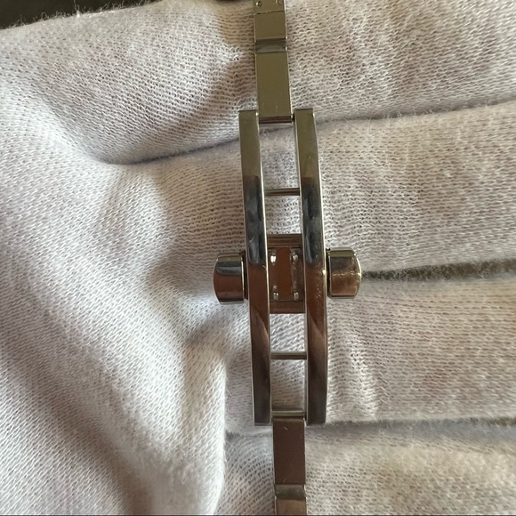 Fendi ladies watch - Picture 7 of 8